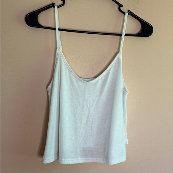 SHEIN Tops - SHEIN White Spaghetti Strap Camisole Tank